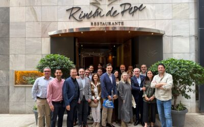 El presidente de ADIMUR comparte con los alumnos del AMP IE Murcia 2026 los valores que definen al directivo murciano de éxito